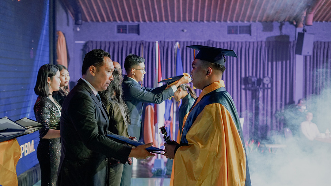 Graduation MBA Angkatan 4